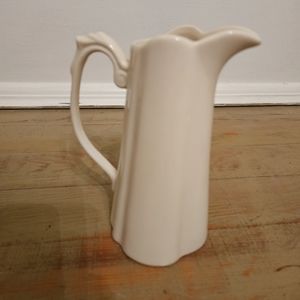 I.Godinger & Co. Milk creamer pourer